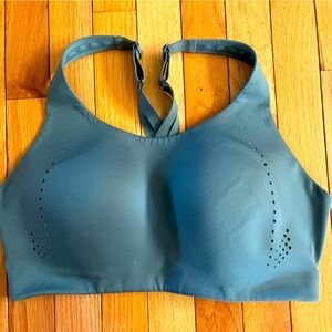 Lululemon Air Support Sports Bra 38d